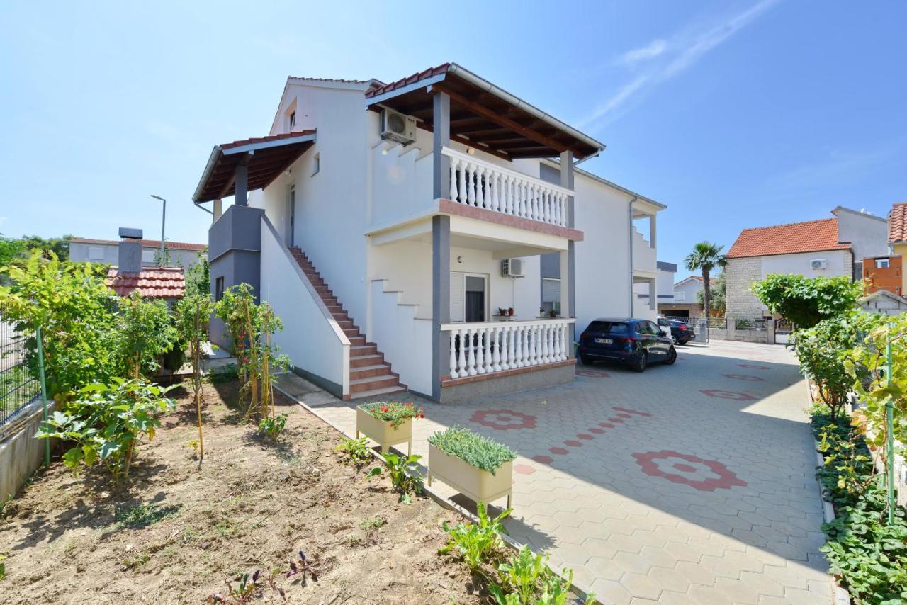 Apartmani L&R Bibinje Exterior foto