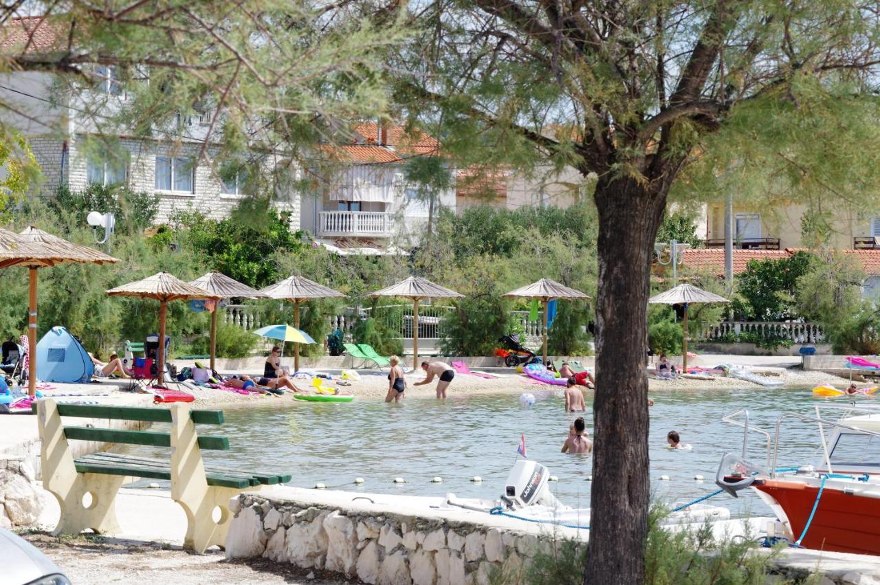Apartmani L&R Bibinje Exterior foto